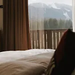 شقة Mountain Whisper