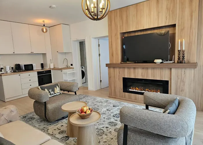 Mountain Whisper Apartment