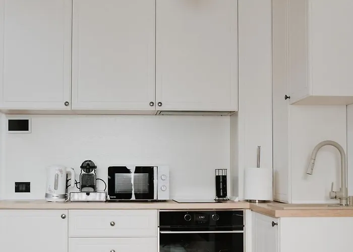 Apartment Mountain Whisper