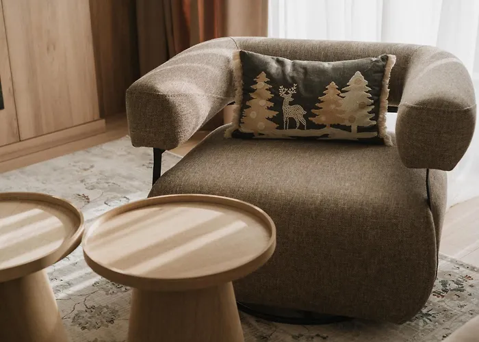 Mountain Whisper Apartment *