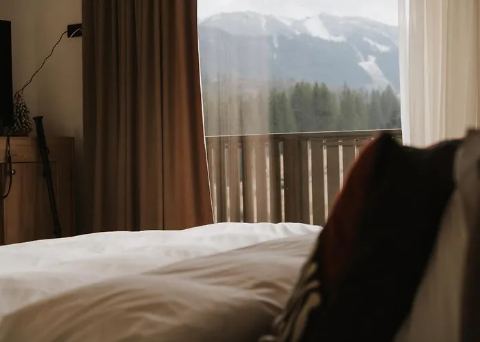 Apartment Mountain Whisper