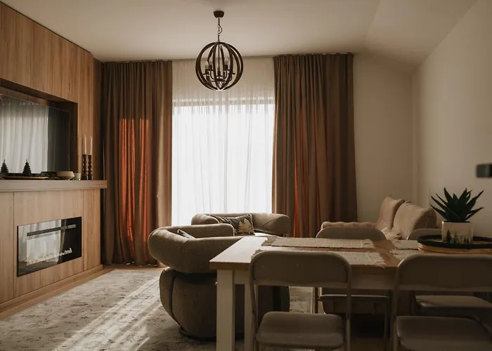 Mountain Whisper Apartment