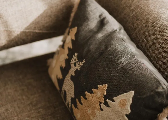 Apartment Mountain Whisper *