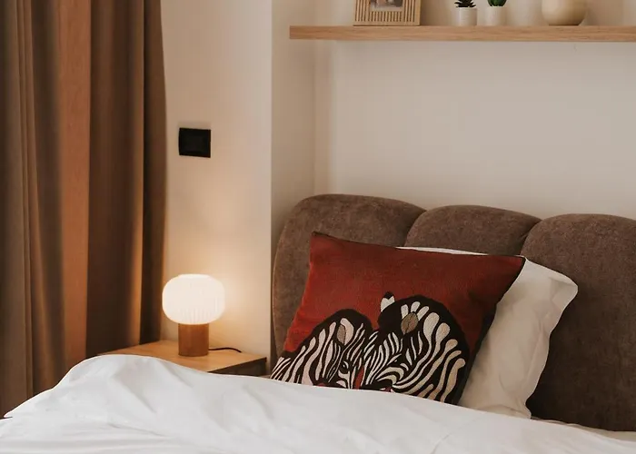 Apartment Mountain Whisper